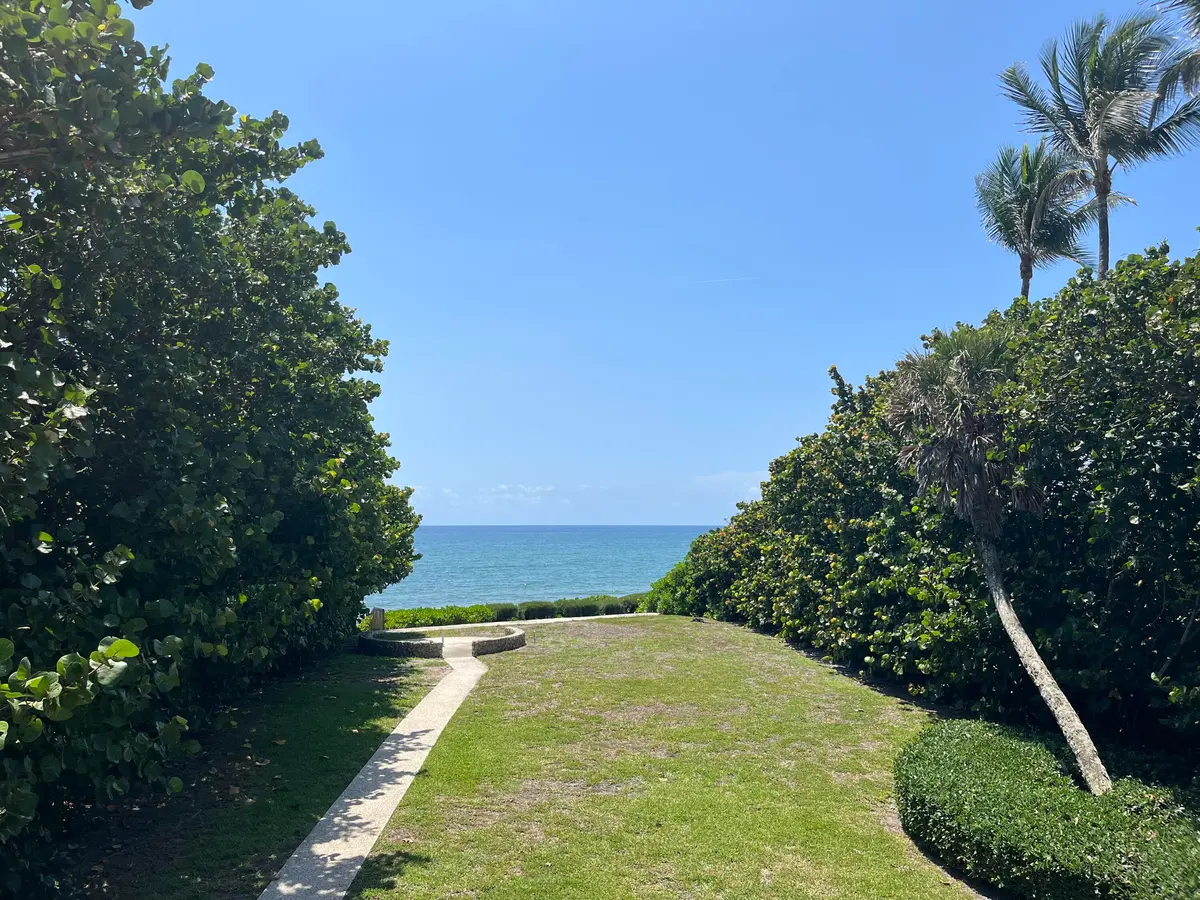 Ocean at 3633 N Ocean Boulevard, Gulf Stream