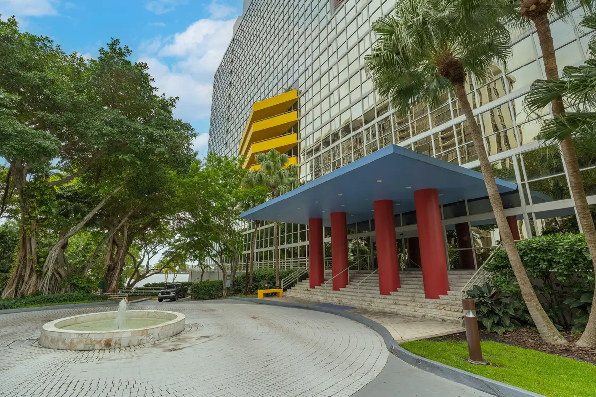 brick 13 at 2025 Brickell Avenue 1405, Miami