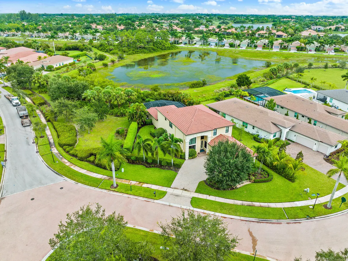 6786 Fox Hollow at 6786 Fox Hollow Drive, West Palm Beach