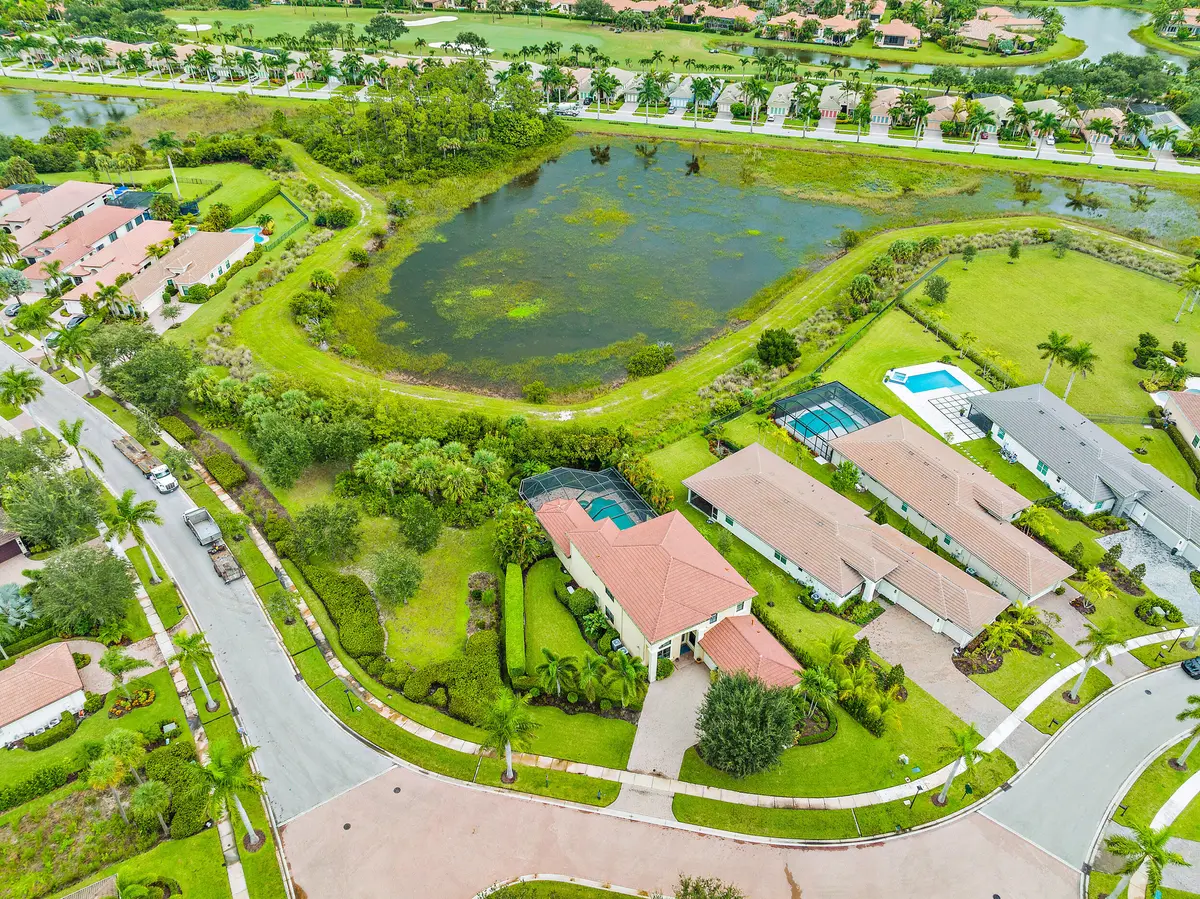 6786 Fox Hollow at 6786 Fox Hollow Drive, West Palm Beach