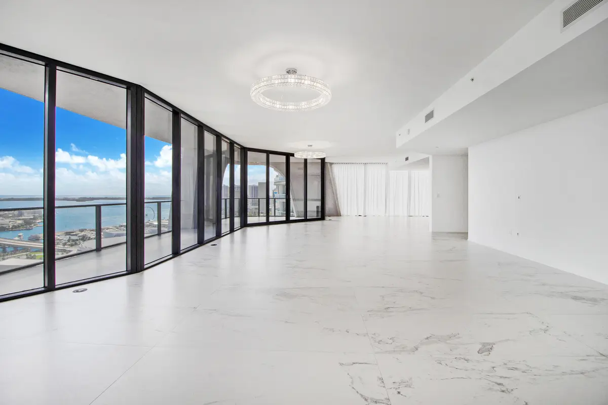 1000 Biscayne Boulevard 2901, Miami, FL – photo 3