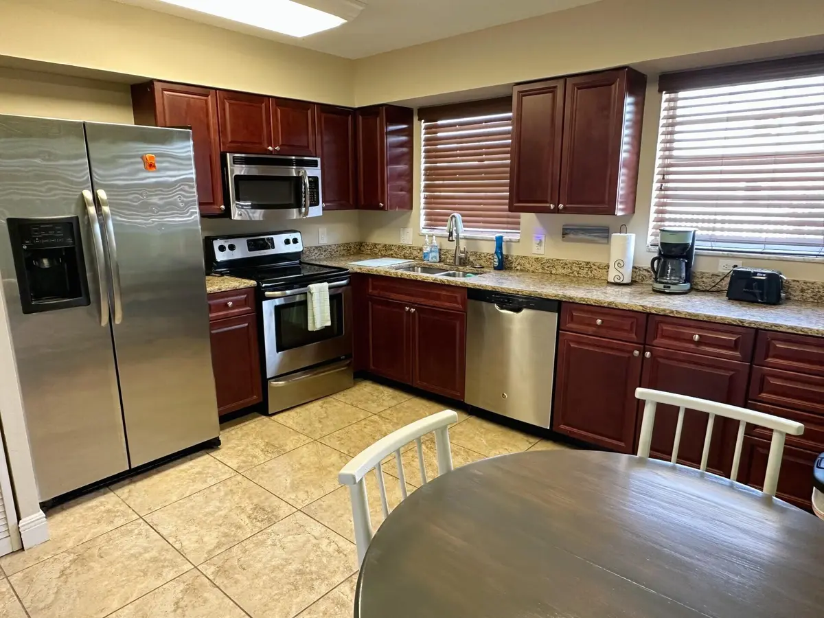 5) Kitchen I at 801 Hummingbird Way 201, North Palm Beach