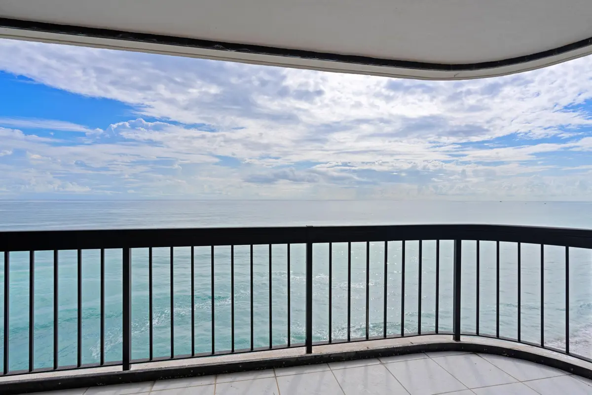 DSC09587.jpg-SMALL at 5380 N Ocean Drive 10d, Riviera Beach