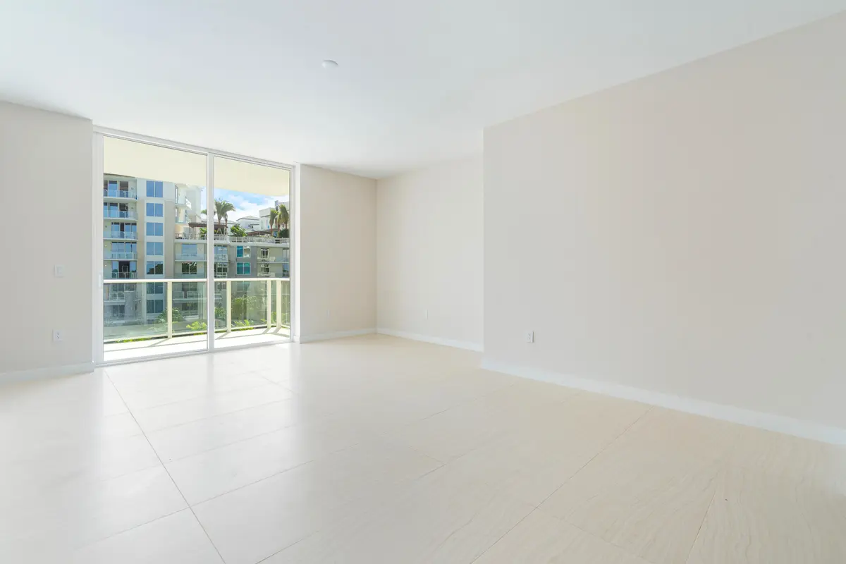 12. ALINA - Residence 502 - Den at 210 SE Mizner Boulevard 502, Boca Raton
