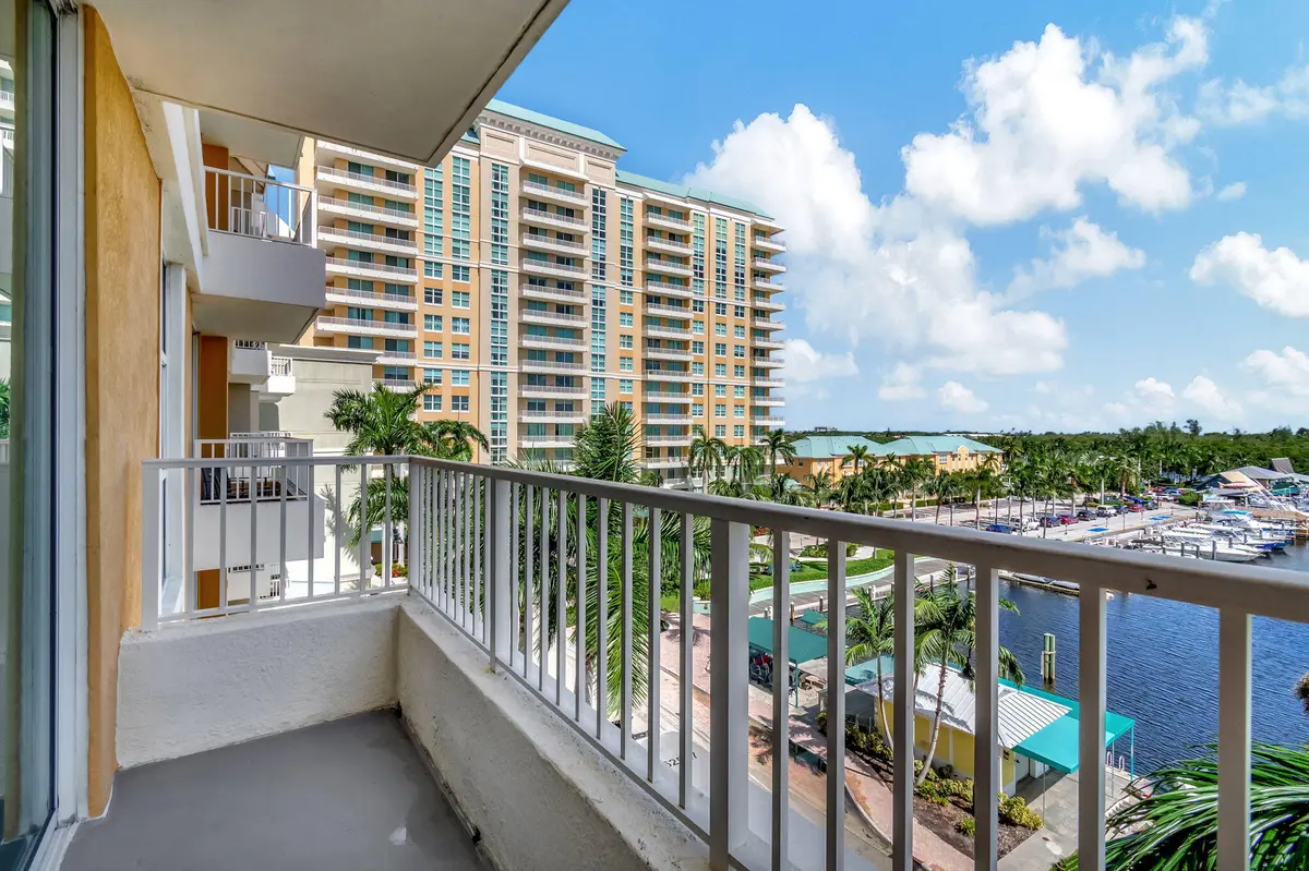 9-web-or-mls-DSC_1054 at 100 NE 6th Street 505, Boynton Beach