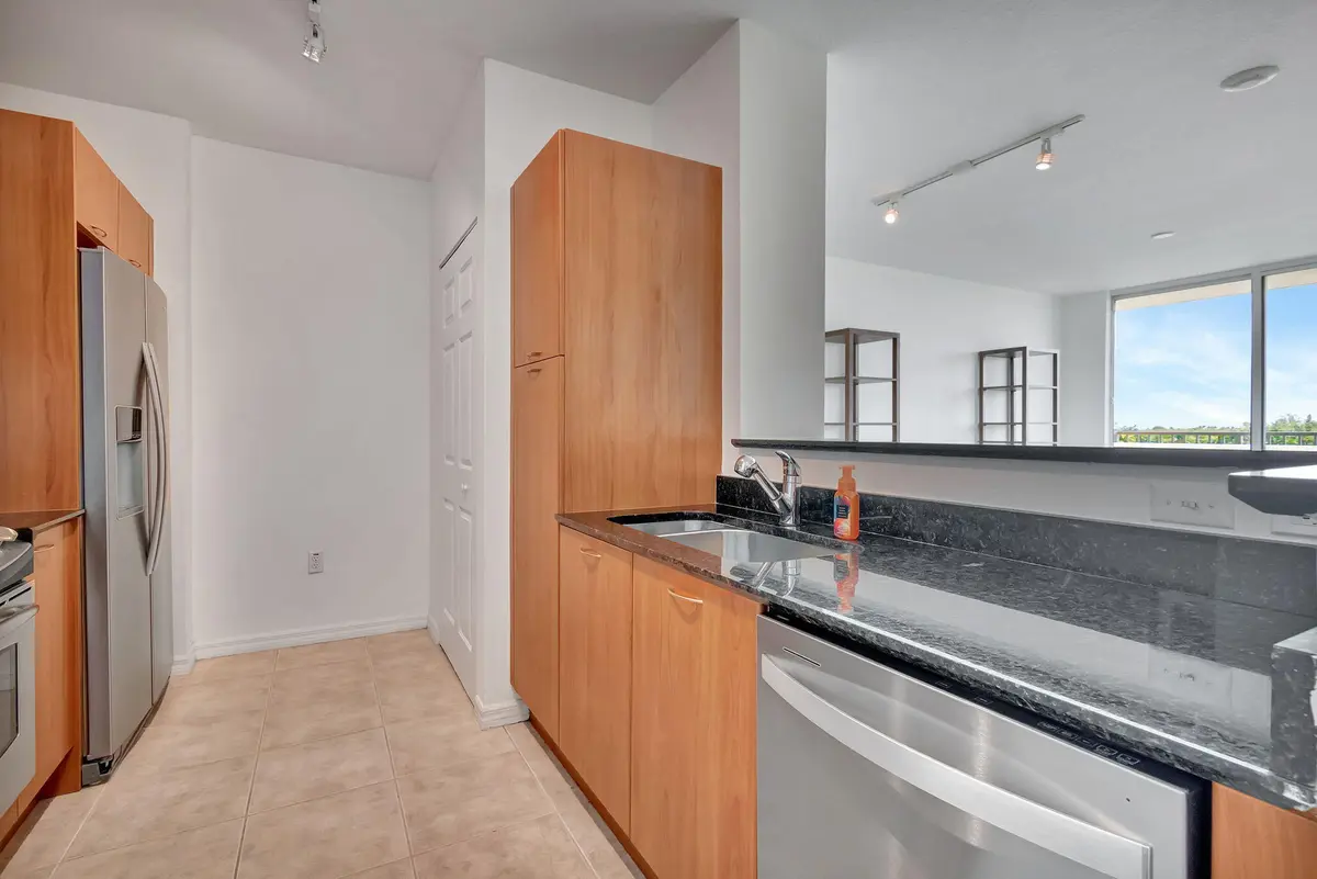 18-web-or-mls-DSC_1134 at 100 NE 6th Street 505, Boynton Beach