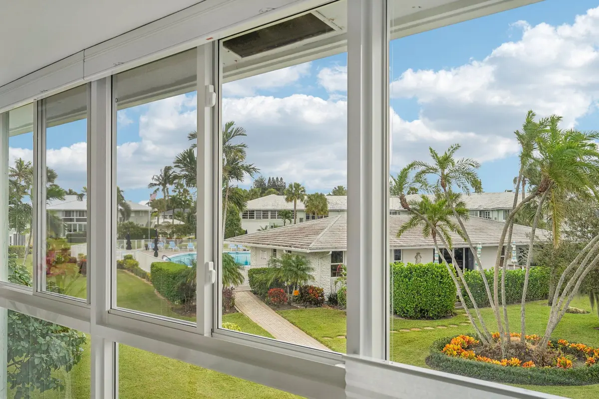 . at 5540 N Ocean Boulevard 212, Ocean Ridge