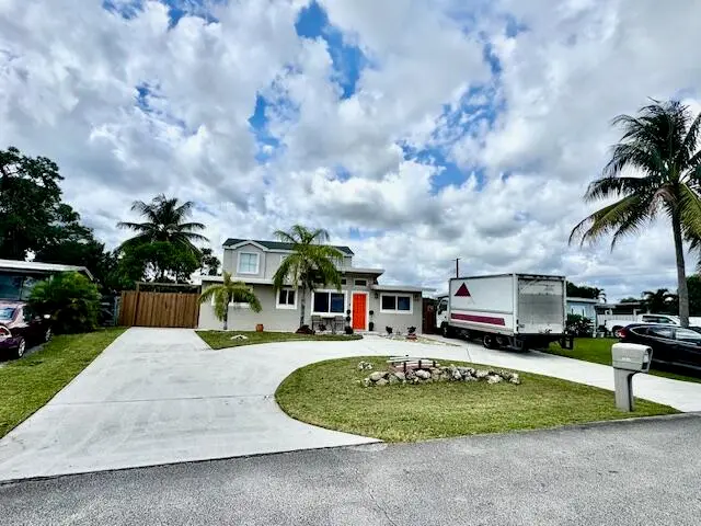 IMG_2030 at 1943 Iris Road, West Palm Beach