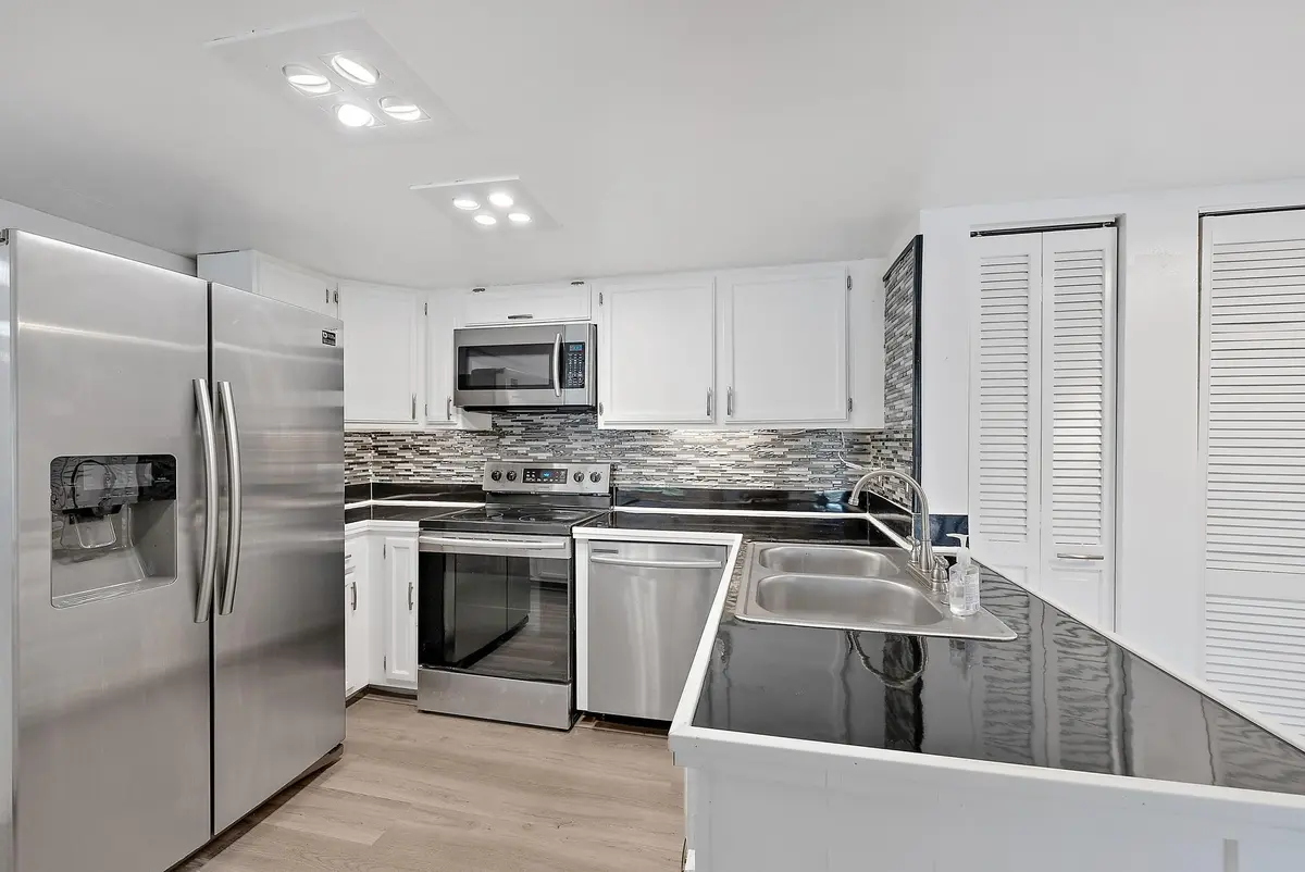 1660 Twelve Oaks Way 205-15 at 1660 Twelve Oaks Way 205, North Palm Beach