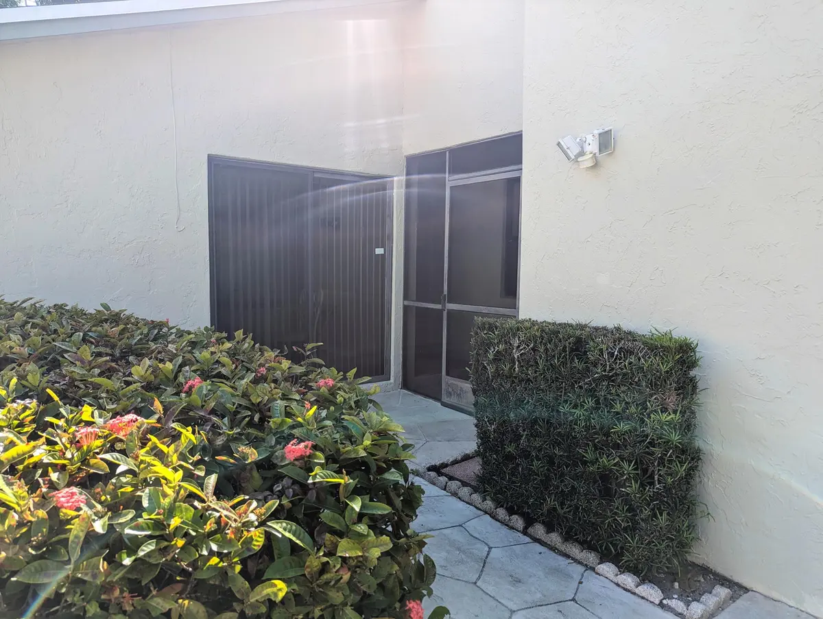 Entry Walkway at 2454 NW 9th Street, Delray Beach