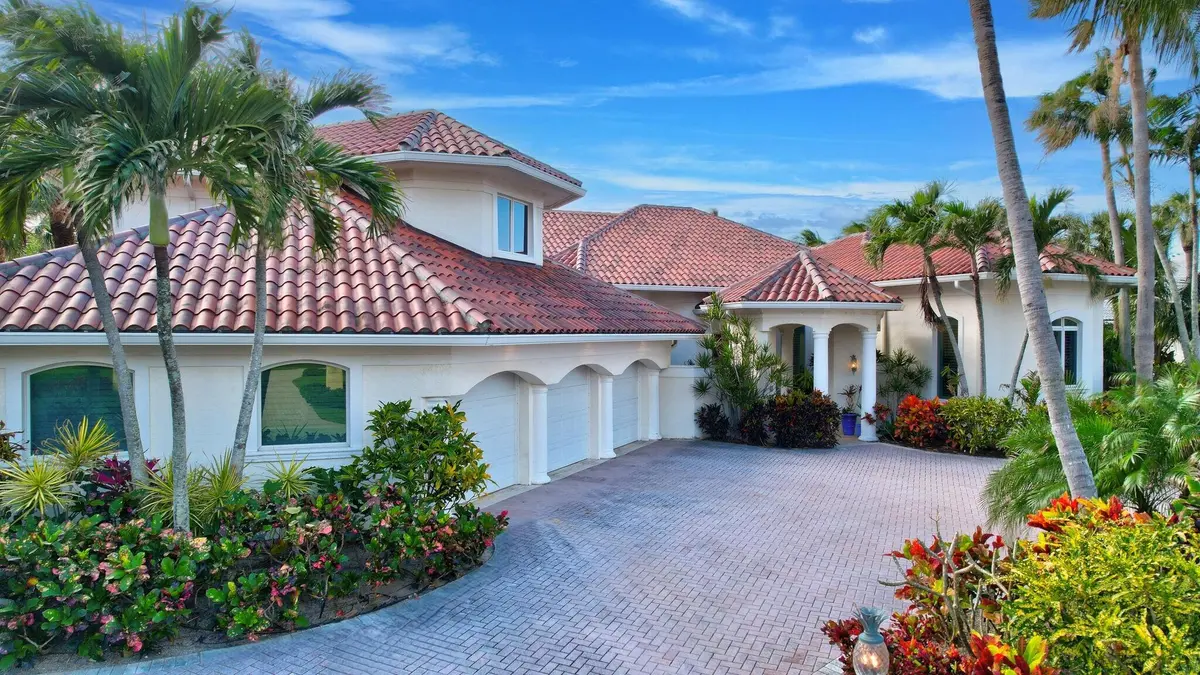 2995 SE Dune Drive at 2995 SE Dune Drive, Stuart