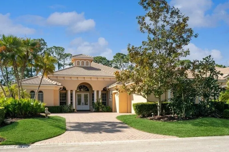 01_8825BallyBunionRd_57_FrontView_FlexML at 8825 Bally Bunion Road, Port St. Lucie