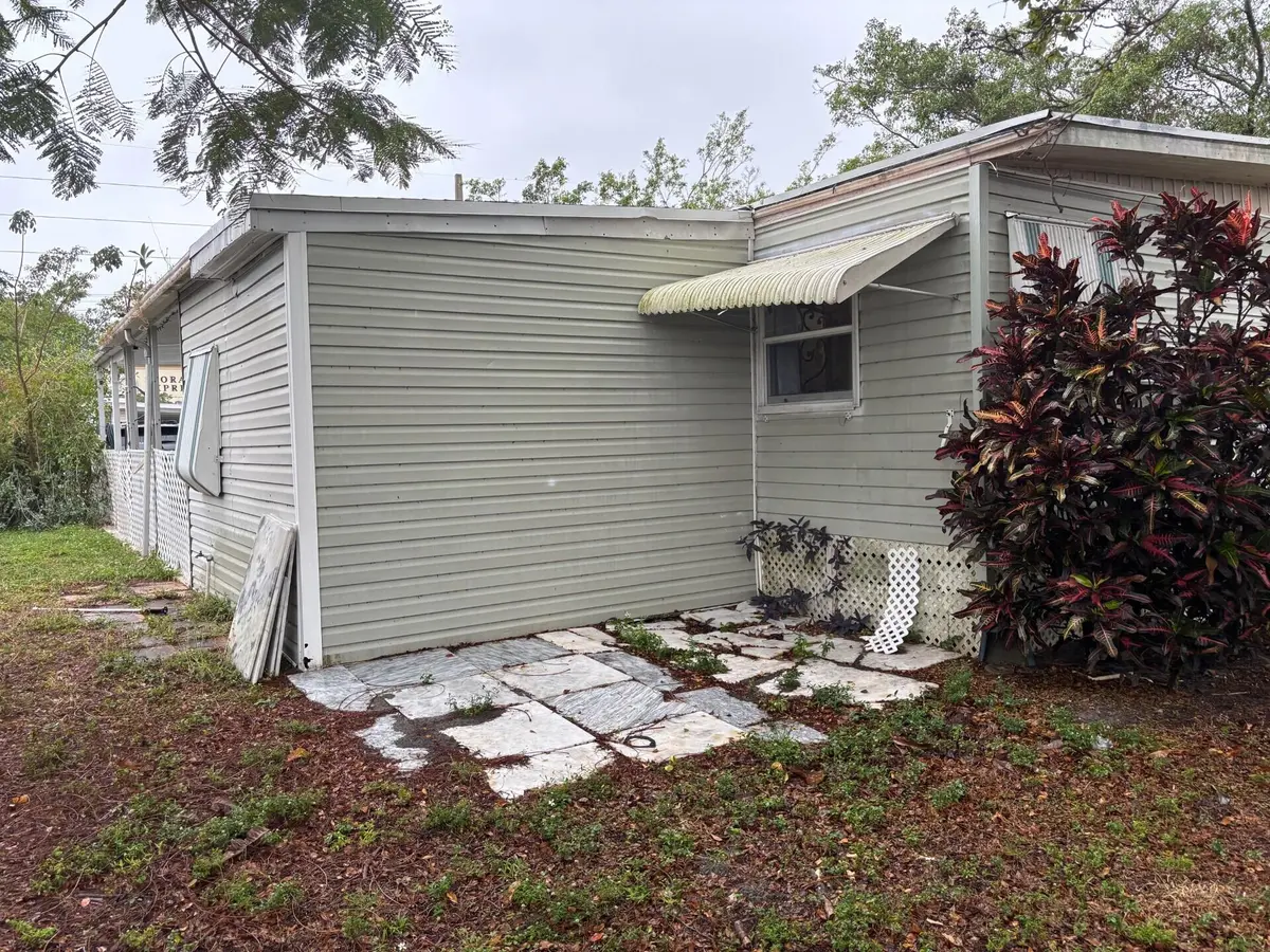 thumbnail_IMG_2694 at 321 NW 48th Court, Pompano Beach