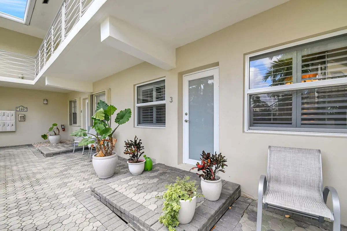 4-web-or-mls-DSC_8823 at 100 Venetian Drive 3, Delray Beach