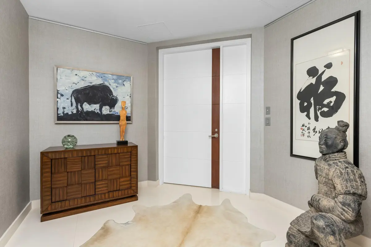 Elevator landing at 1000 S Ocean Boulevard 208, Boca Raton
