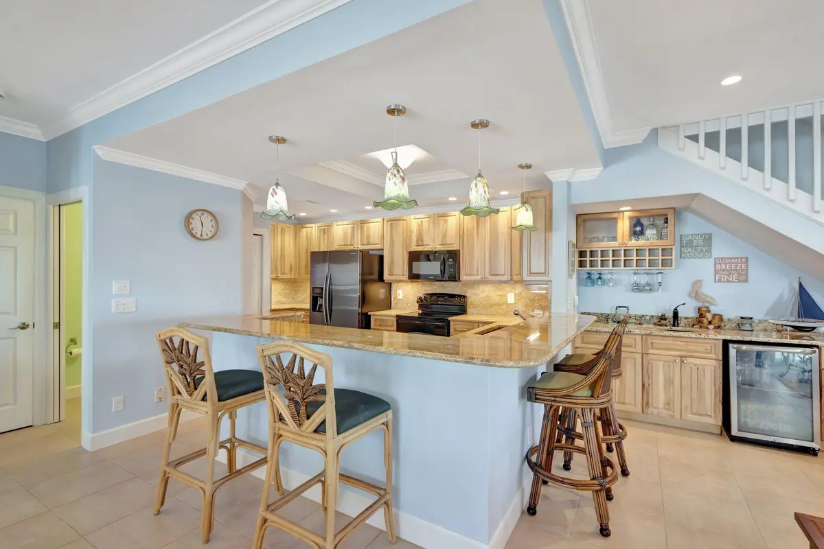 8-web-or-mls-5P1A8658 at 2470 Harbour Cove Drive, Hutchinson Island