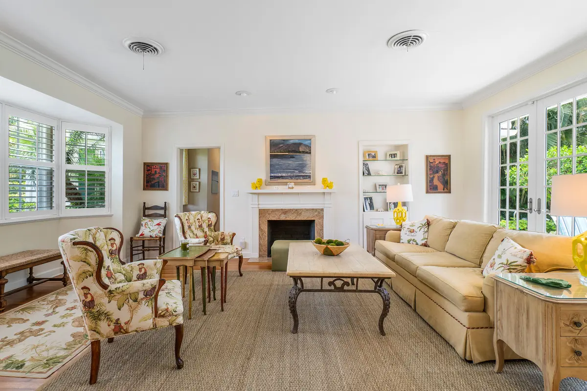 Living Room at 230 Plantation Road, Palm Beach