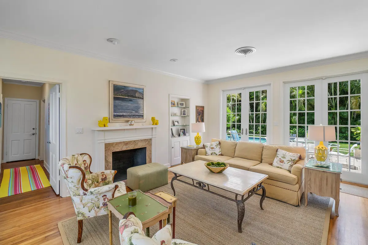 Living Room at 230 Plantation Road, Palm Beach