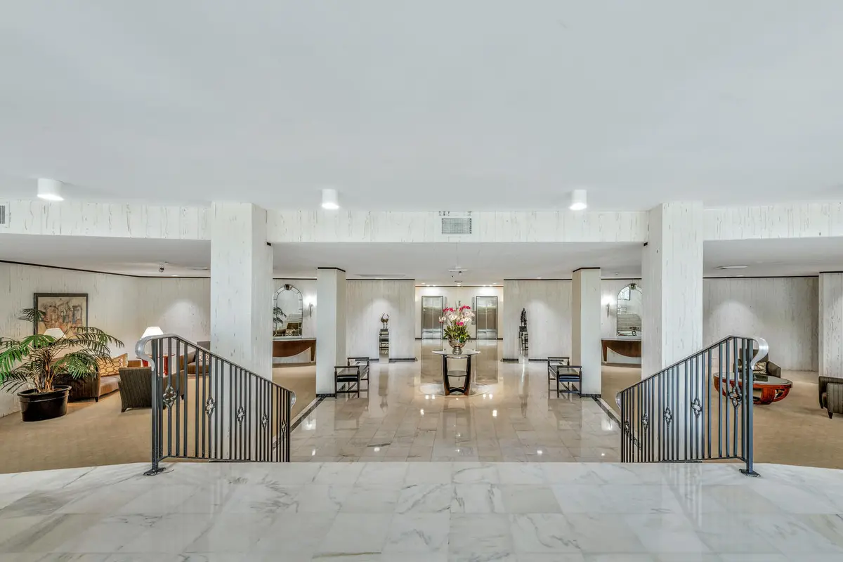 2295 S Ocean Blvd Apt 424 Palm-large-024 at 2295 S Ocean Boulevard 404, Palm Beach