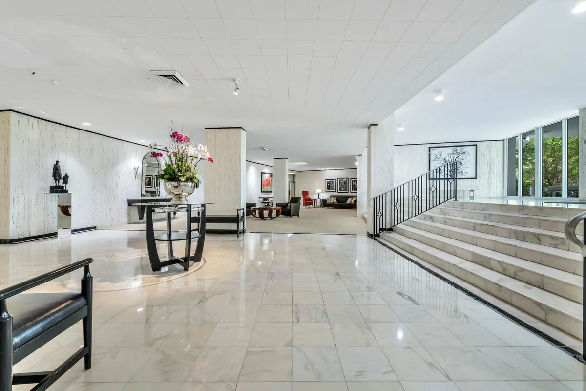2295 S Ocean Blvd Apt 424 Palm-large-025 at 2295 S Ocean Boulevard 404, Palm Beach