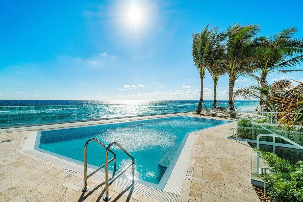 056-3550SouthOceanBoulevard-PalmBeach-FL at 3550 S Ocean Boulevard 5e, South Palm Beach