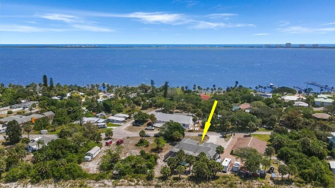 20220422144554712627000000-o at 11099 Ridge Avenue, Fort Pierce