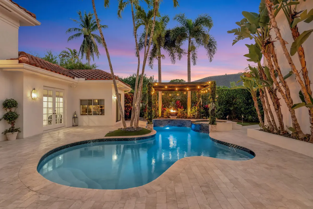 seasons 98 at 6131 NW 30th Avenue, Boca Raton