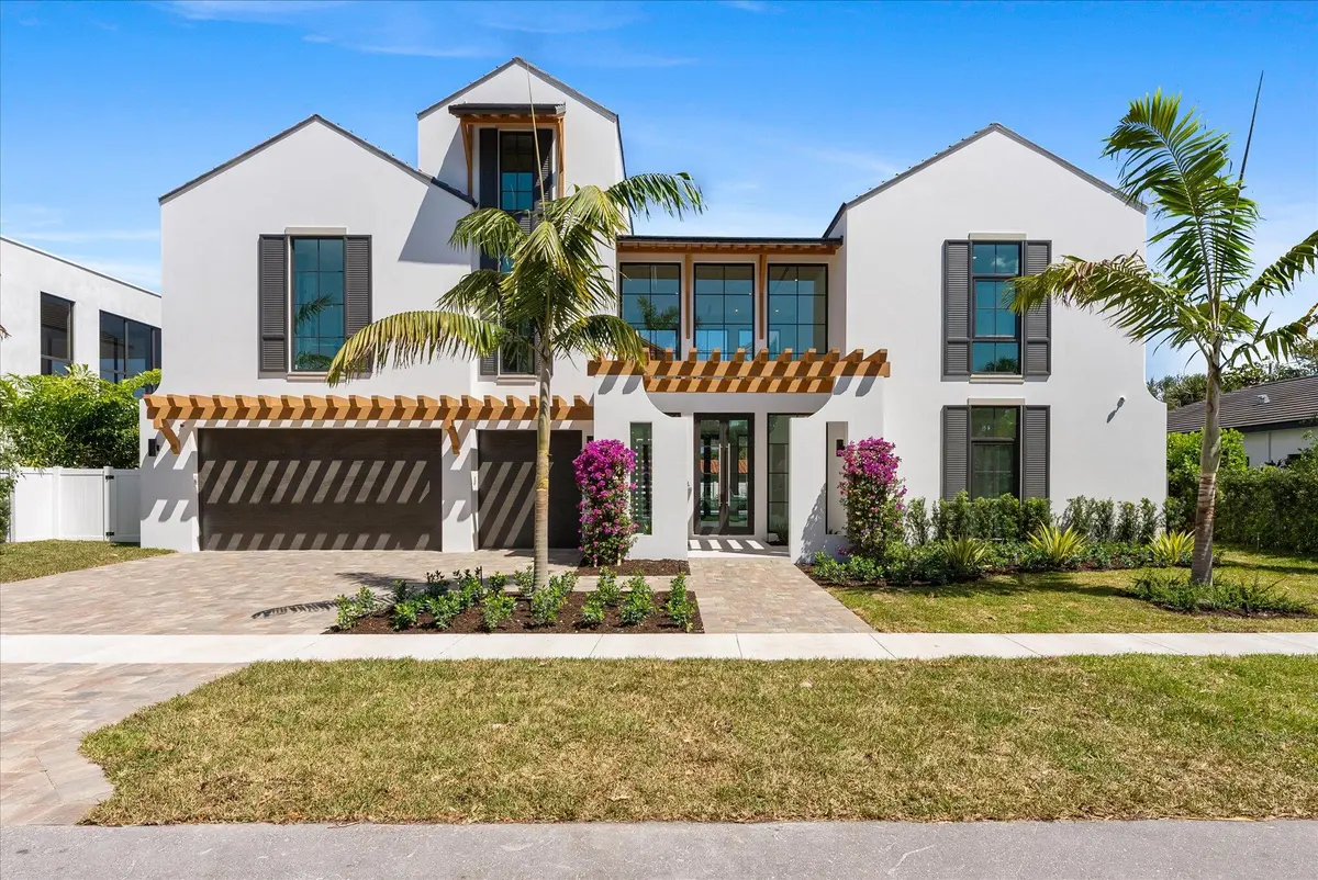 Front at 880 NE 3rd Avenue, Boca Raton