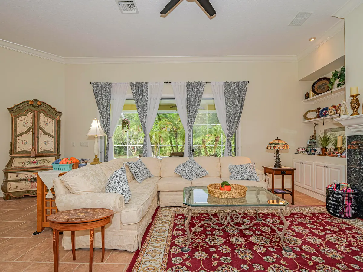 5873 Pine Ridge Circle, Vero Beach, FL – photo 7