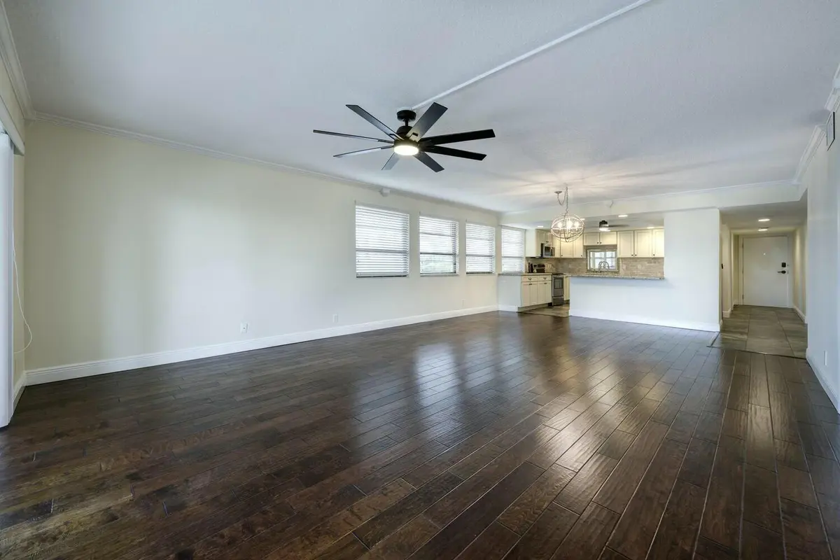 Living room at 1036 Us Highway 1 315, North Palm Beach