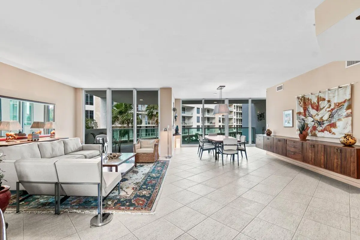 011-500SoutheastMiznerBoulevard-A411-Boc at 500 SE Mizner Boulevard A411, Boca Raton