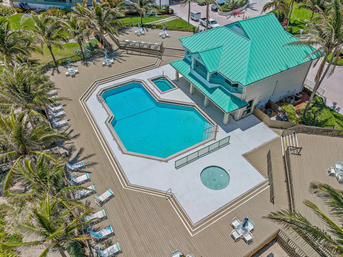 8650 S Ocean Dr PH5 MLS-11 at 8650 S Ocean Drive Ph-5, Jensen Beach