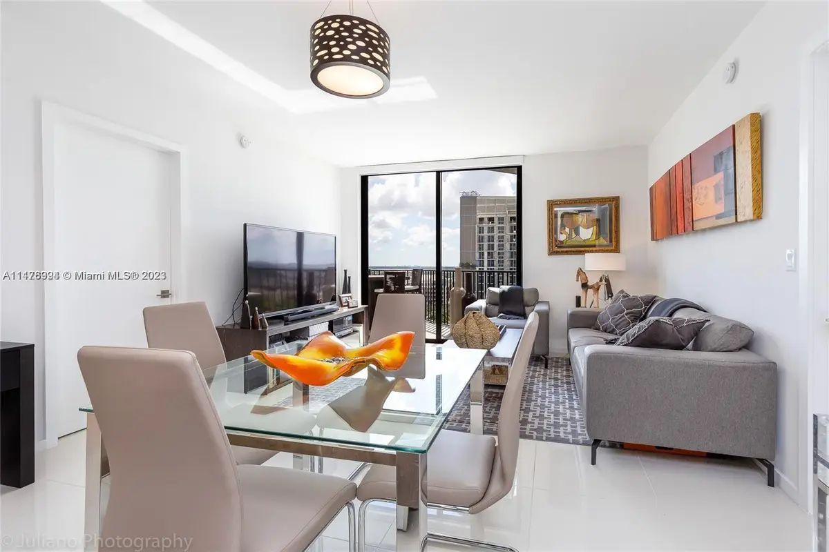 interior 5 at 5300 NW 85th Avenue 1409, Doral