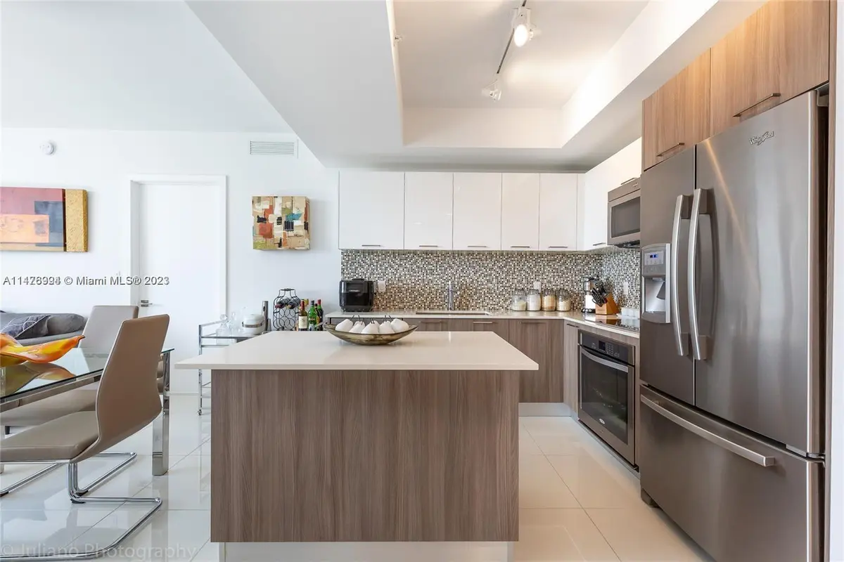 kitchen 2 at 5300 NW 85th Avenue 1409, Doral