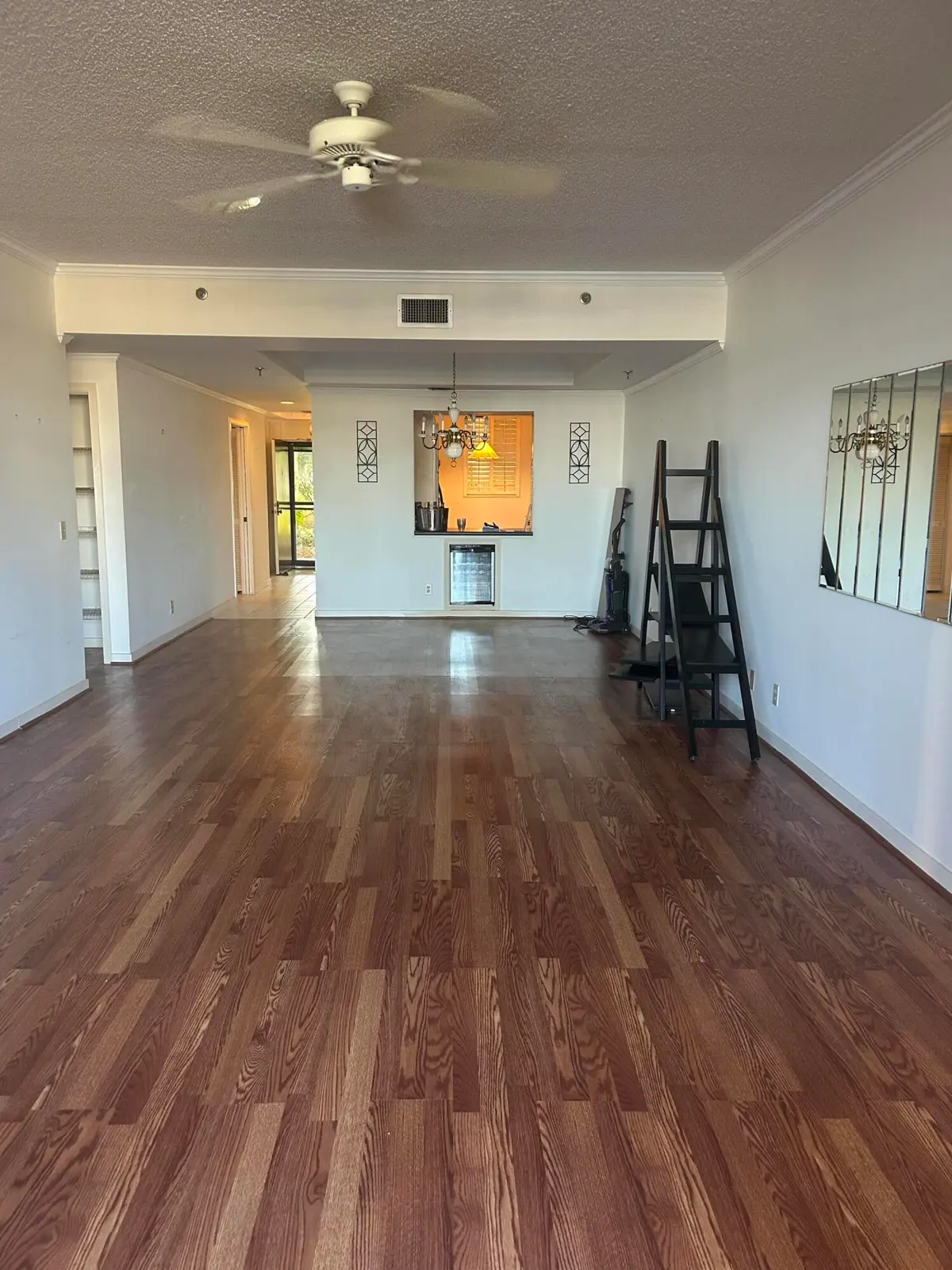 Living room 2 at 11370 Twelve Oaks Way 117, North Palm Beach
