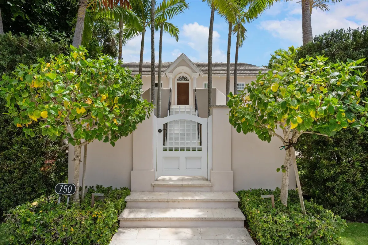 Front at 750 S County Road, Palm Beach