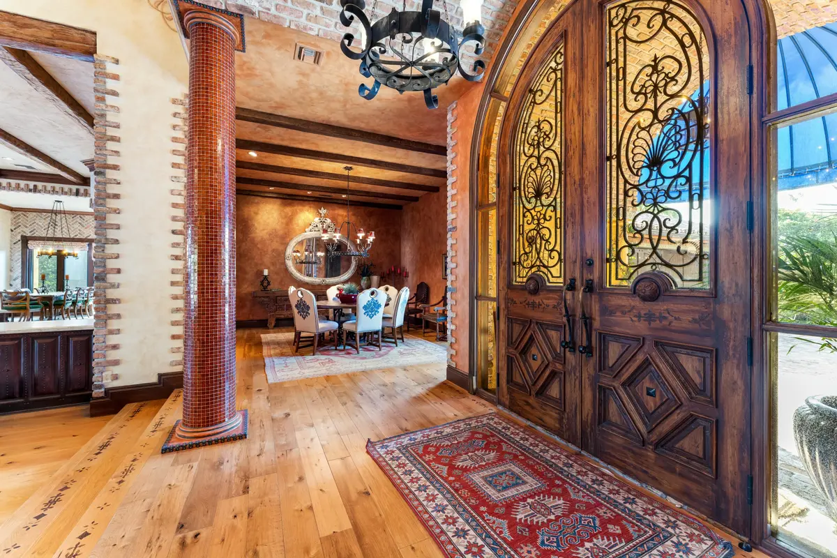 Entrance/Dining Room at 2927 Rhone Drive, Palm Beach Gardens