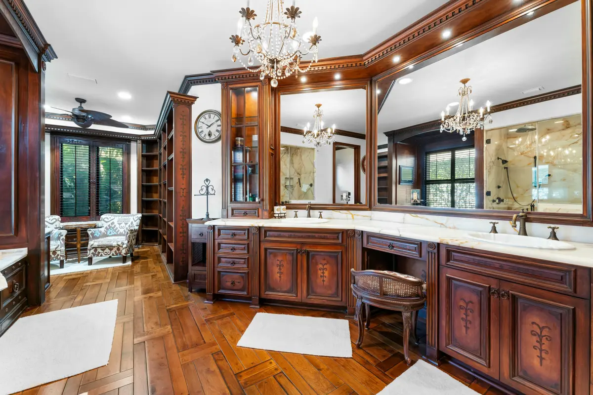 Master Bath at 2927 Rhone Drive, Palm Beach Gardens
