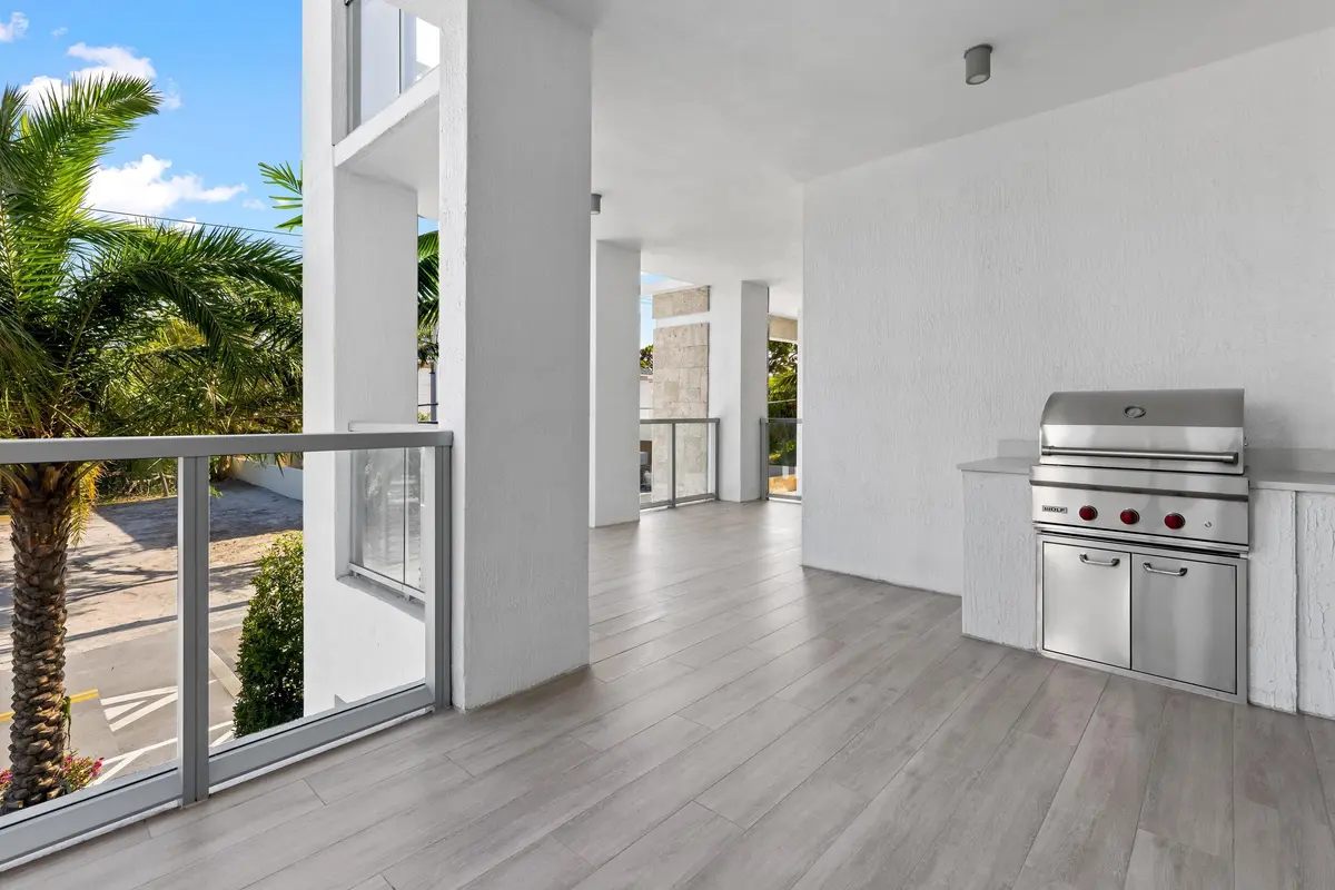 Terrace at 475 E Royal Palm Road 205, Boca Raton