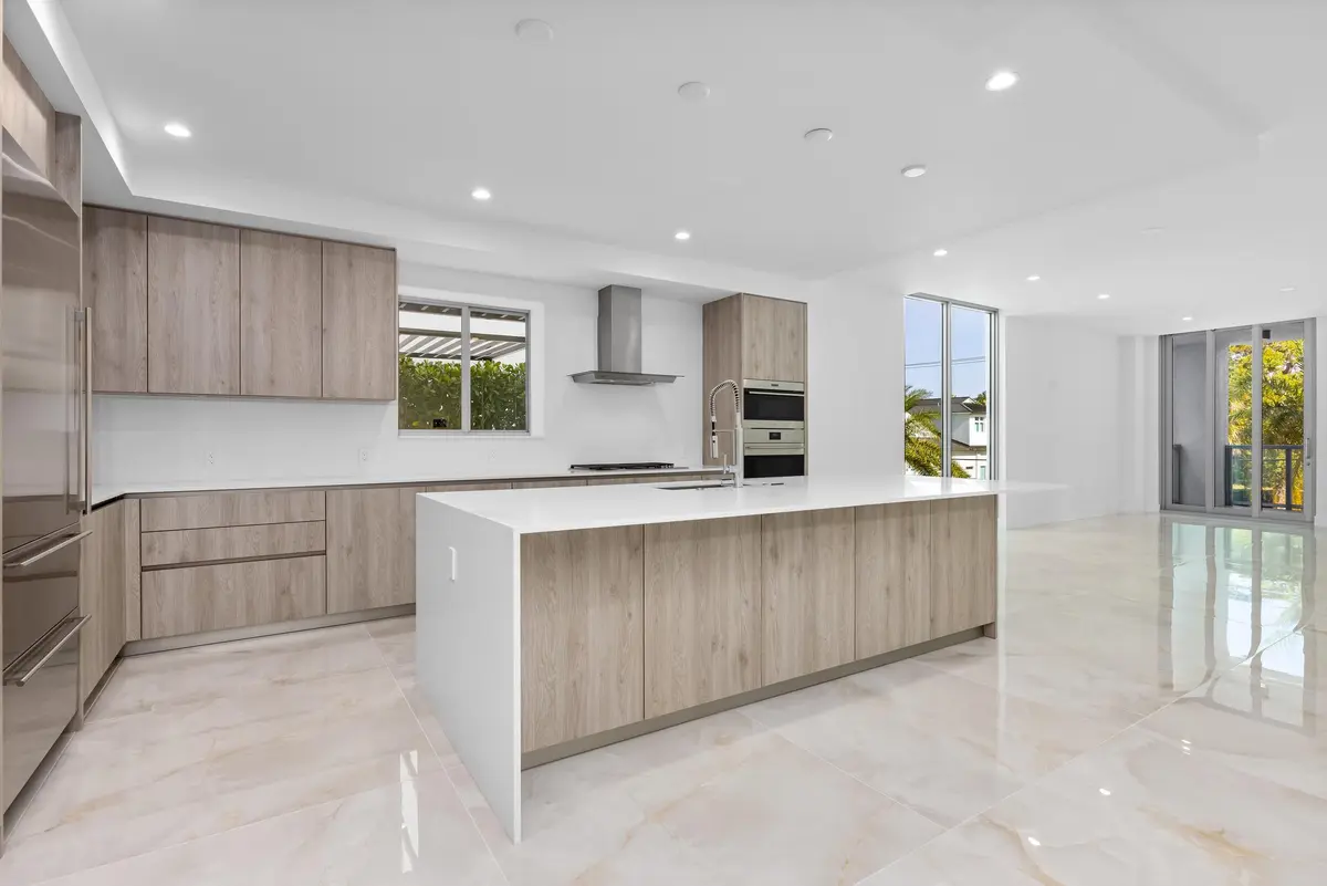 Kitchen at 475 E Royal Palm Road 205, Boca Raton