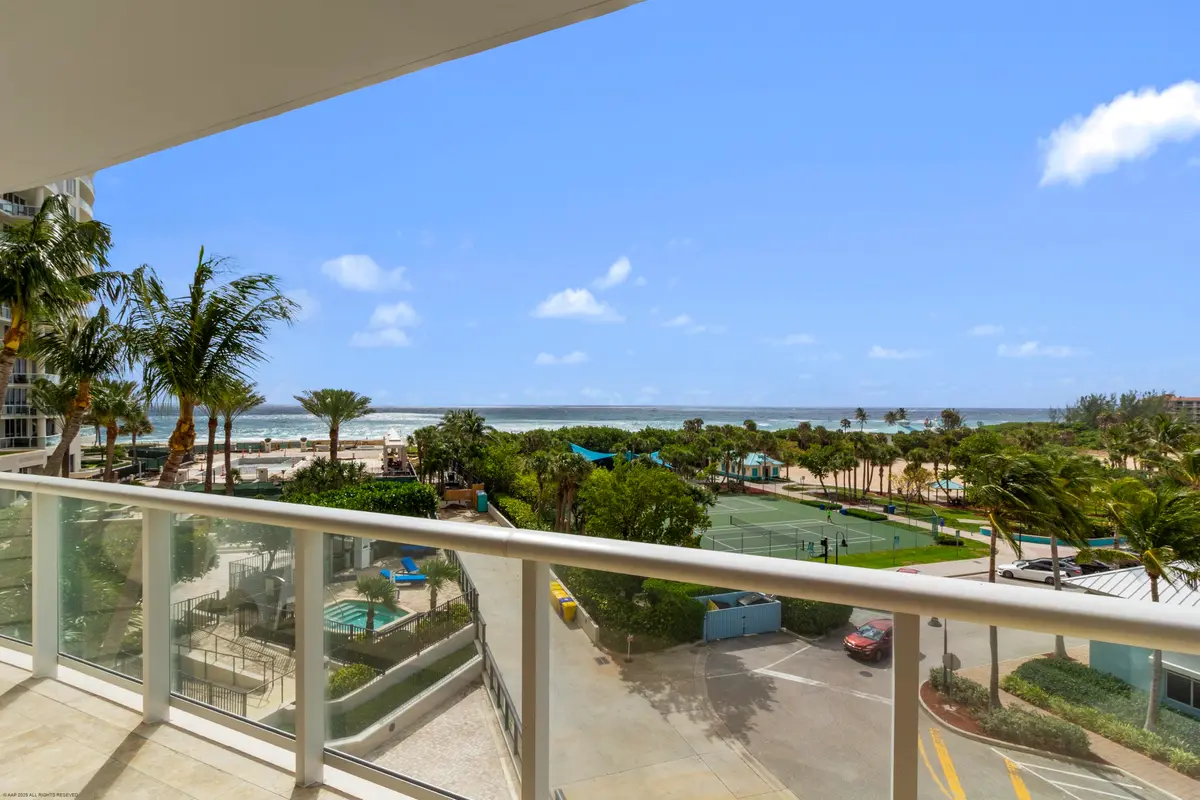 2700 N Ocean Dr 304B 008 at 2700 N Ocean Drive 304b, Singer Island