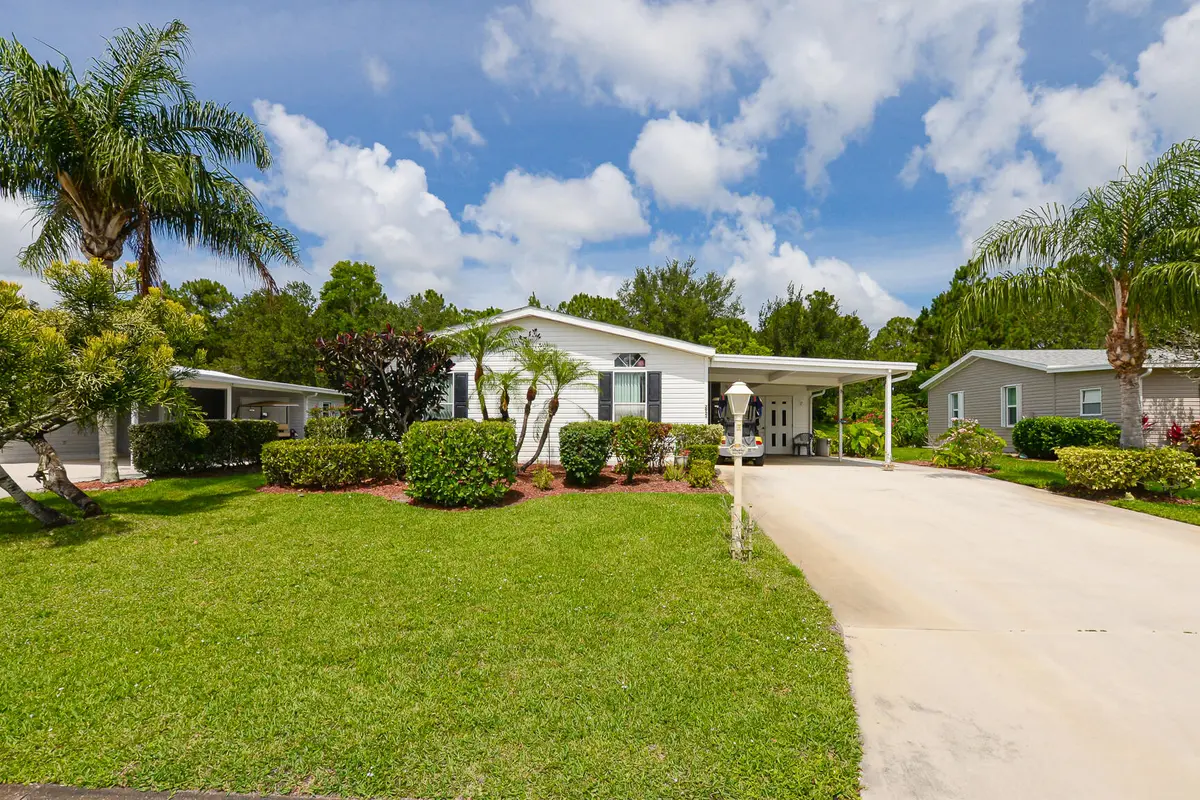 LR-3776 at 2924 Eagles Nest Way, Port St. Lucie