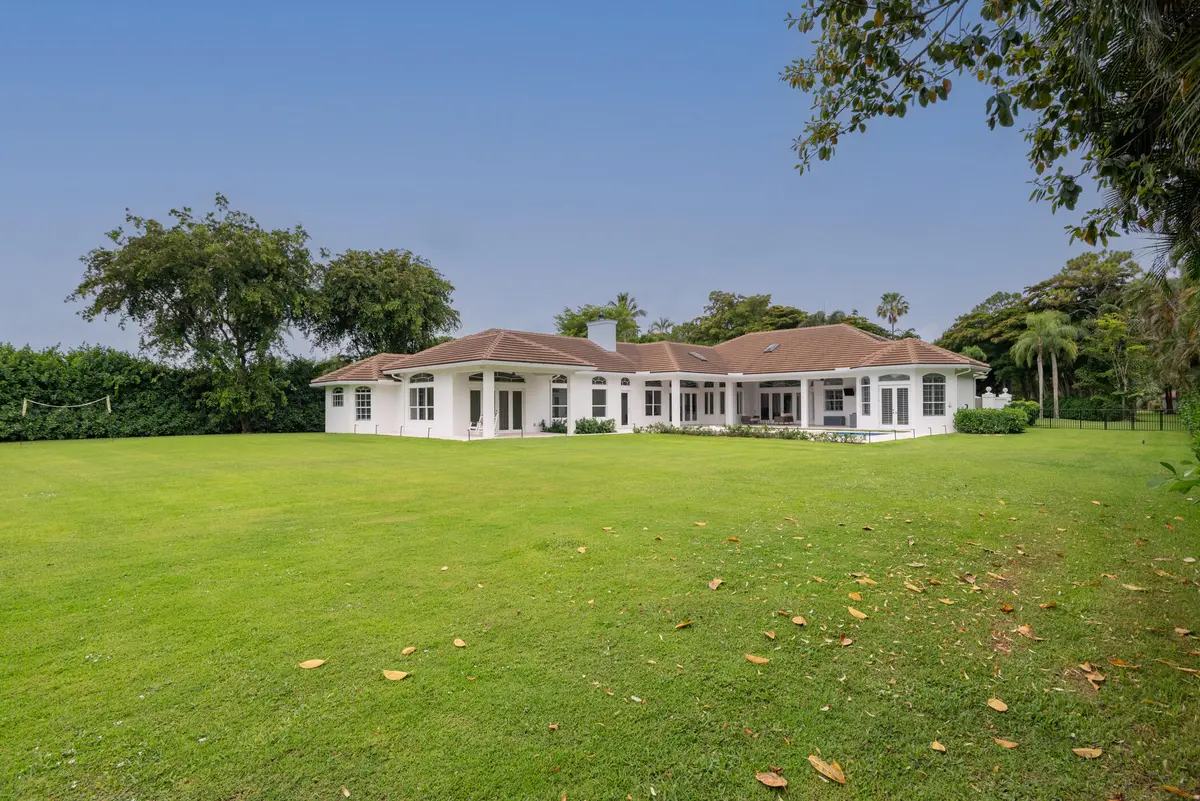 Backyard at 8246 Man O War Road, Palm Beach Gardens