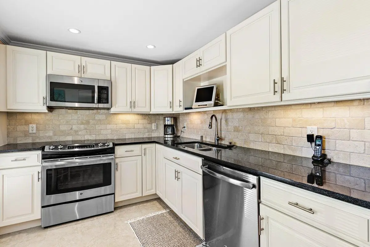 Kitchen at 4643 Kittiwake Court Kingfisher N, Boynton Beach