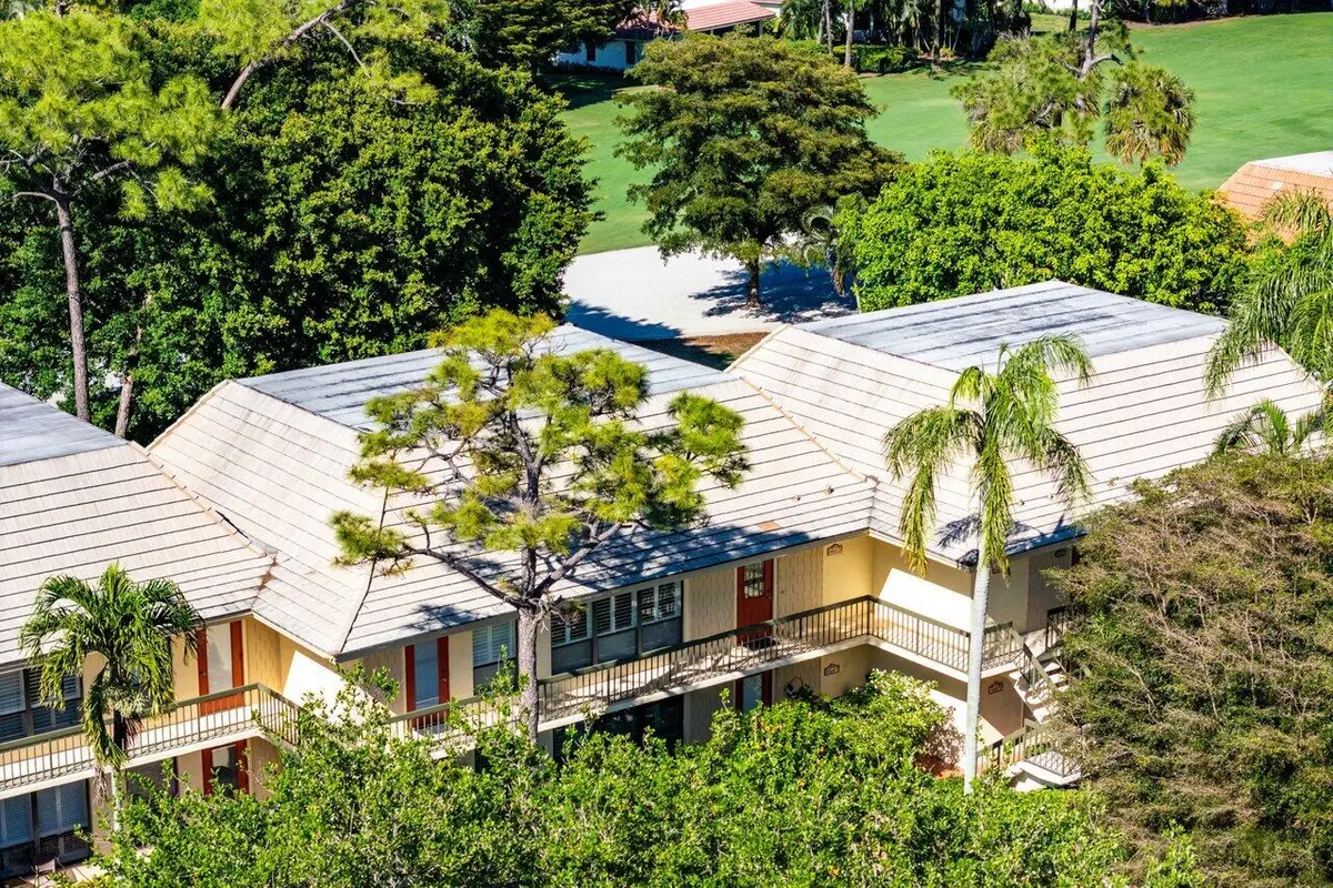 Aerial view at 4643 Kittiwake Court Kingfisher N, Boynton Beach