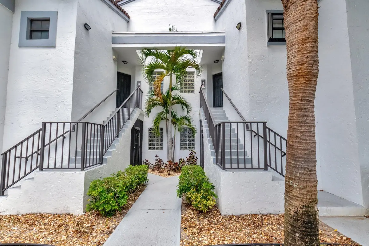 5414 Venetia Court, Apt. G at 5414 Venetia Court G, Boynton Beach