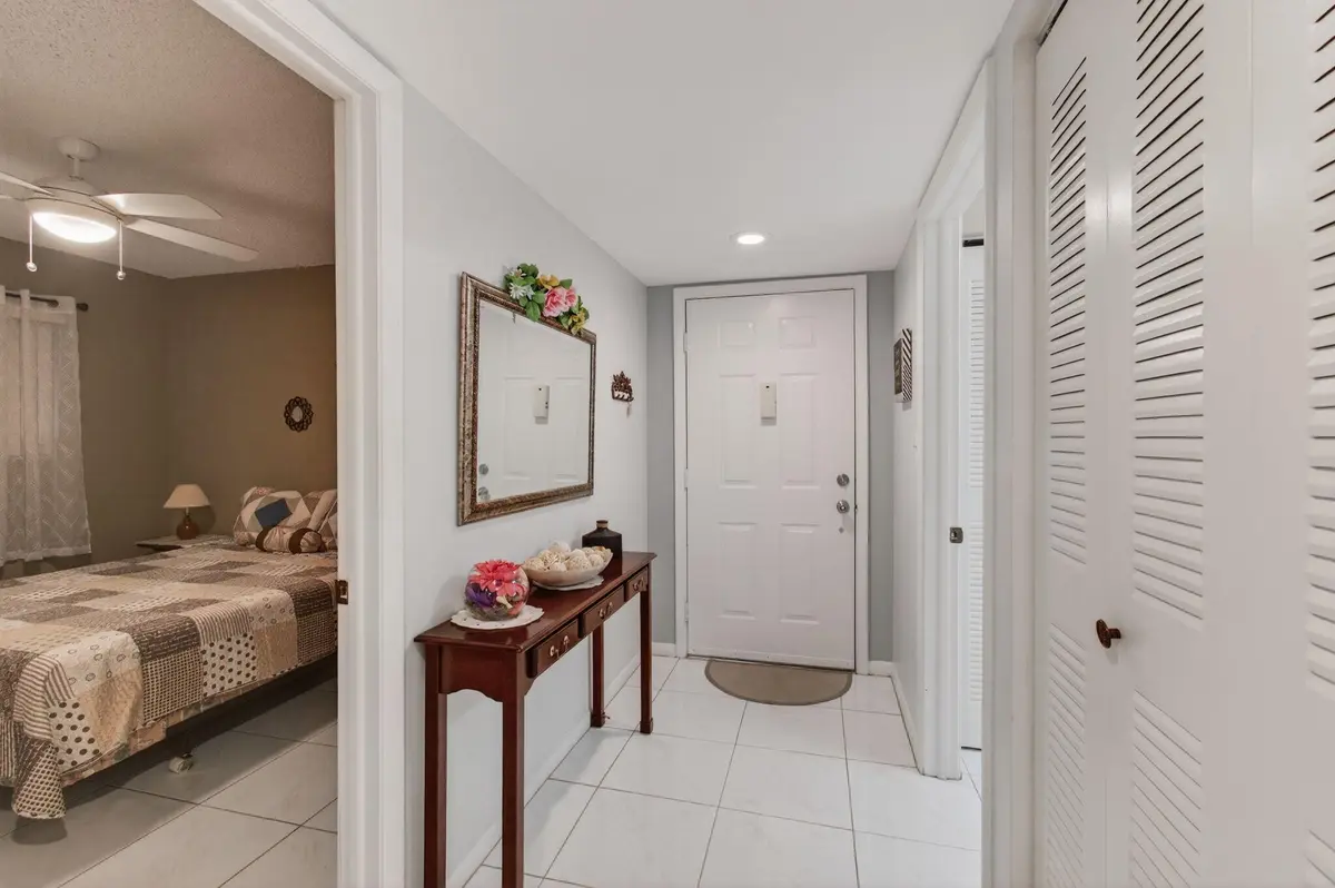 8-web-or-mls-DSC_3246 at 15450 Pembridge Avenue 189, Delray Beach