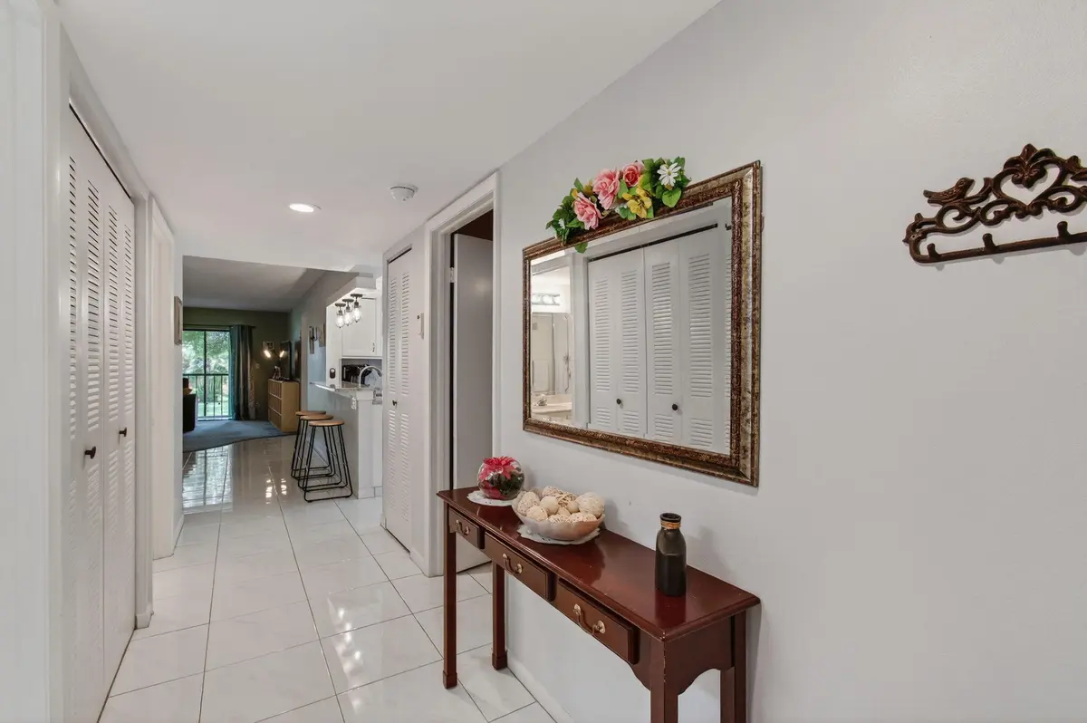 10-web-or-mls-DSC_3258 at 15450 Pembridge Avenue 189, Delray Beach