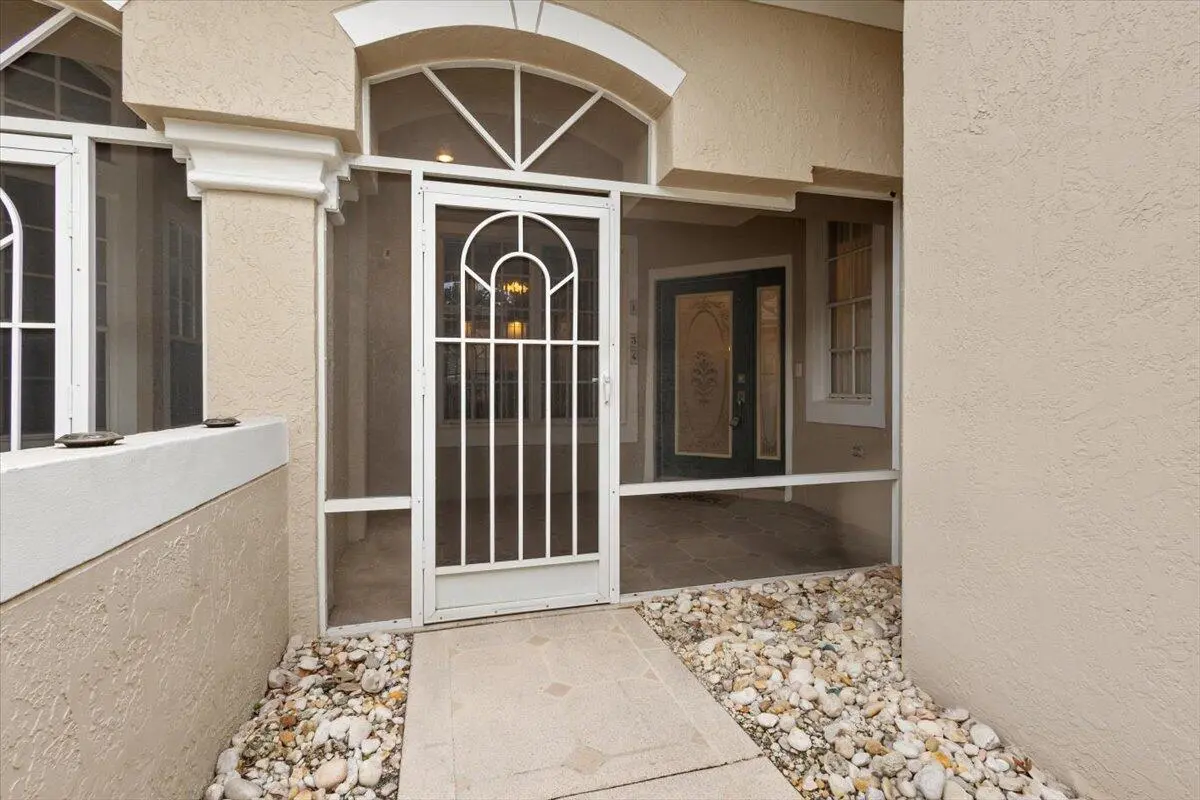 05-GG3A3432 at 1634 SW Harbour Isles Circle 89, Port St. Lucie