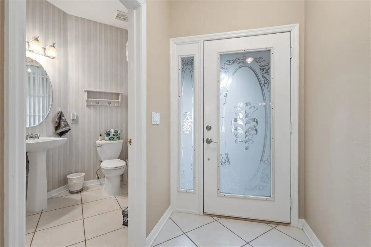 09-GG3A3452 at 1634 SW Harbour Isles Circle 89, Port St. Lucie